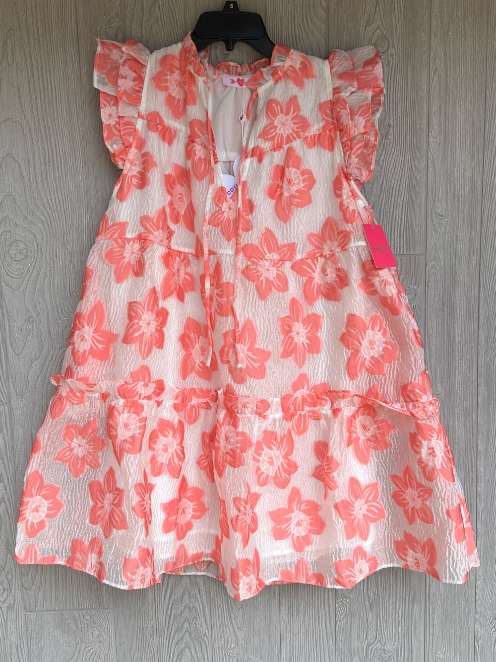 NWT Buddy Love Aubrey Coral Pink Floral Ruffle Sleeve Tiered Mini Dress Small